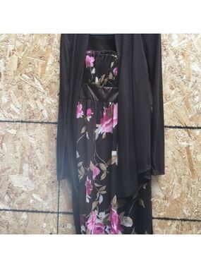 Studio Y Size 7 Dress – New with Tags